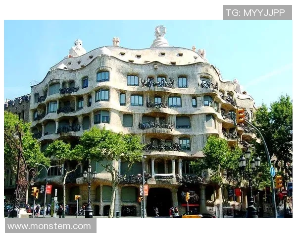 以巴塞罗那为中心探访西班牙文化遗产与现代艺术的完美融合 以巴塞罗那为中心探访西班牙文化遗产与现代艺术的完美融合